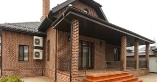 Строительство домов из кирпича с мансардой в Советской Гавани | от 3681 рублей